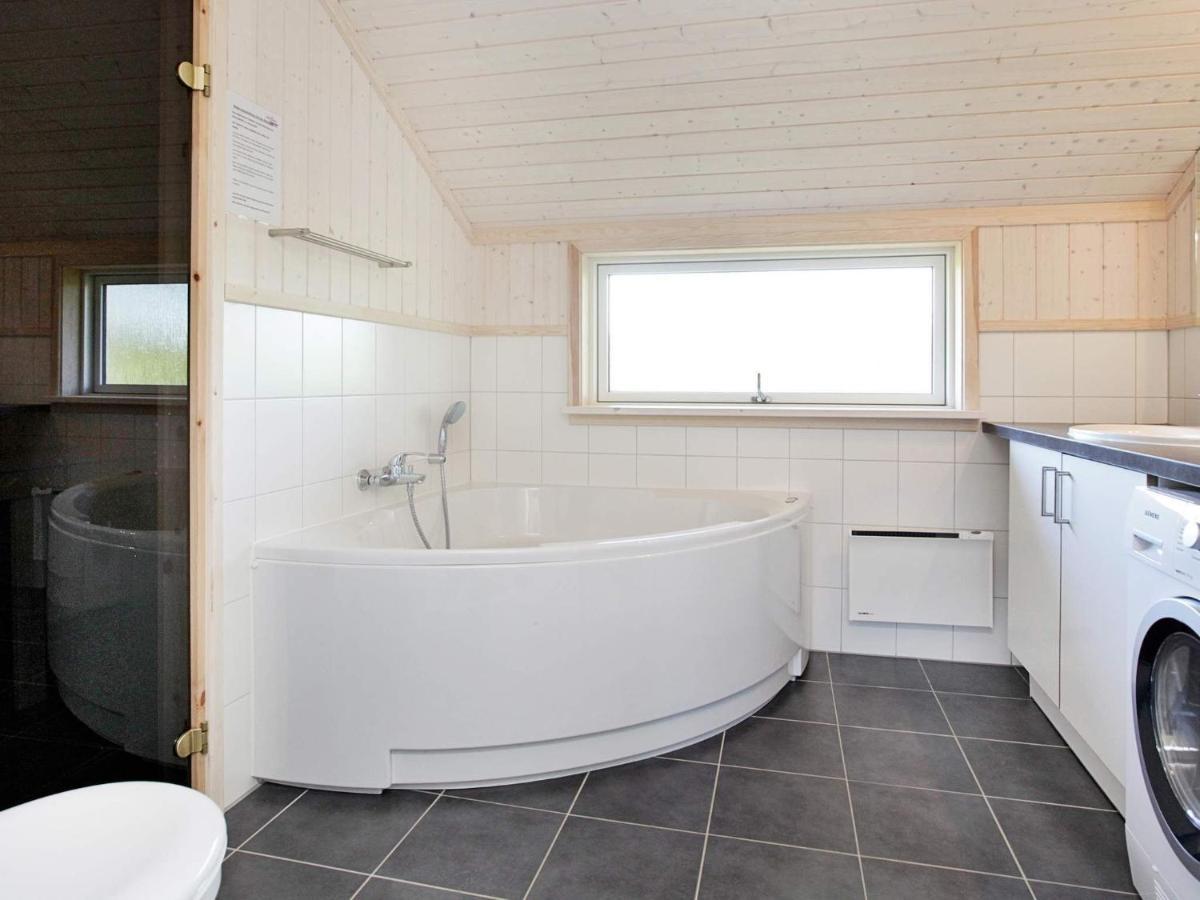 8 Person Holiday Home In Gro Enbrode Großenbrode エクステリア 写真