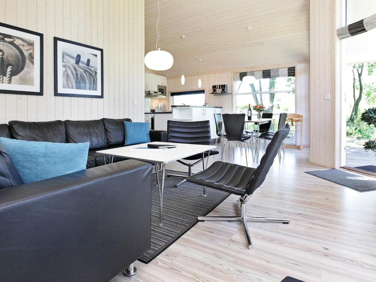8 Person Holiday Home In Gro Enbrode Großenbrode エクステリア 写真
